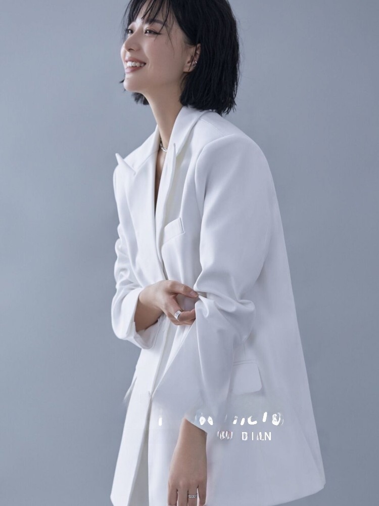 تصوير فني لصور أغلفة المجلات ا - مراجعة Ethnic Fashion Magazine وسعره