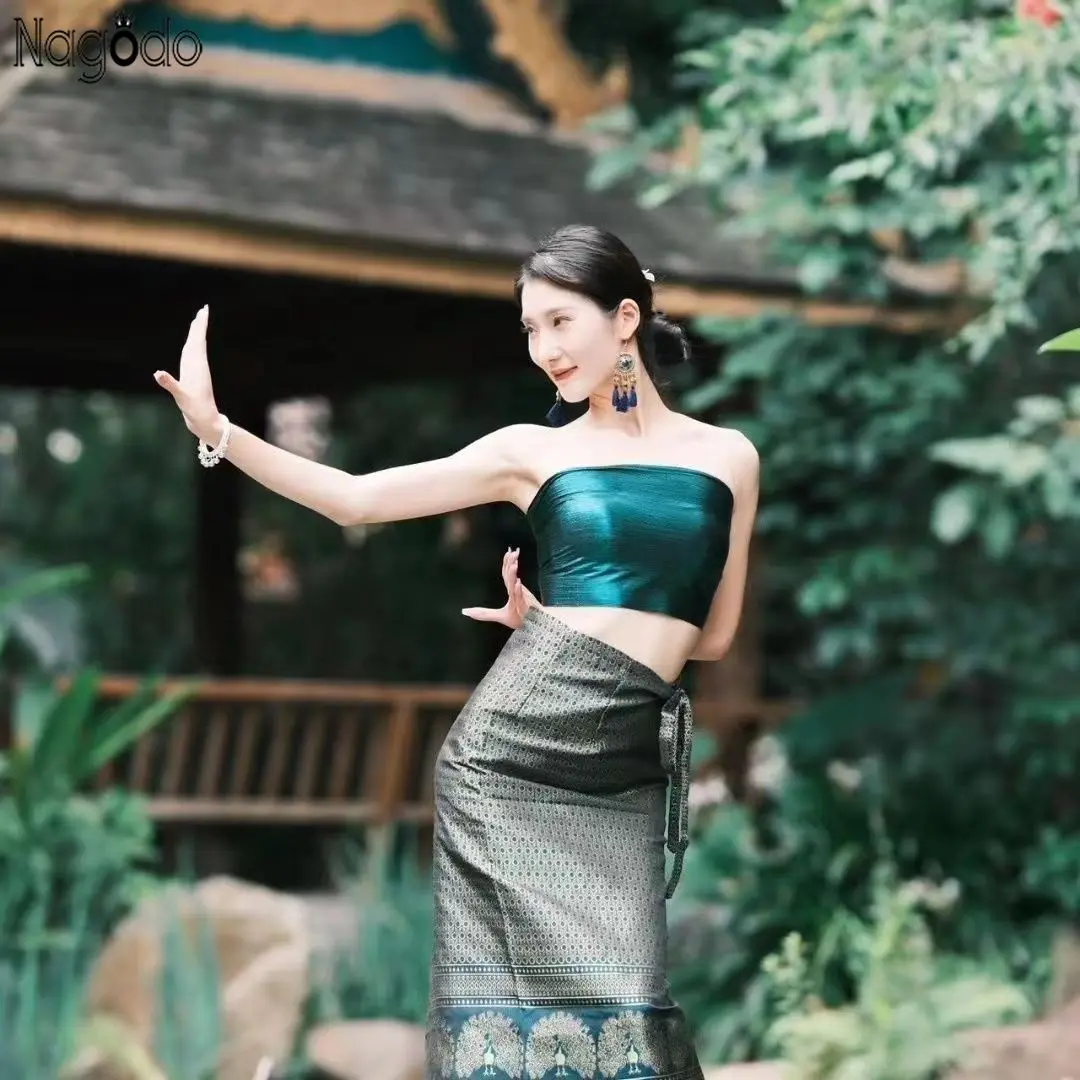 ملابس نسائية تقليدية تايلاندية - مراجعة Batik Sarong Wrap وسعره