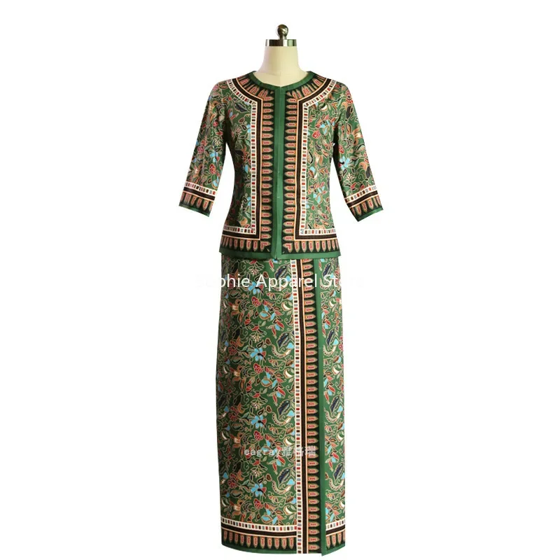 زي مضيفات جنوب شرق آسيا زي سنغ - مراجعة Batik Sarong Wrap وسعره