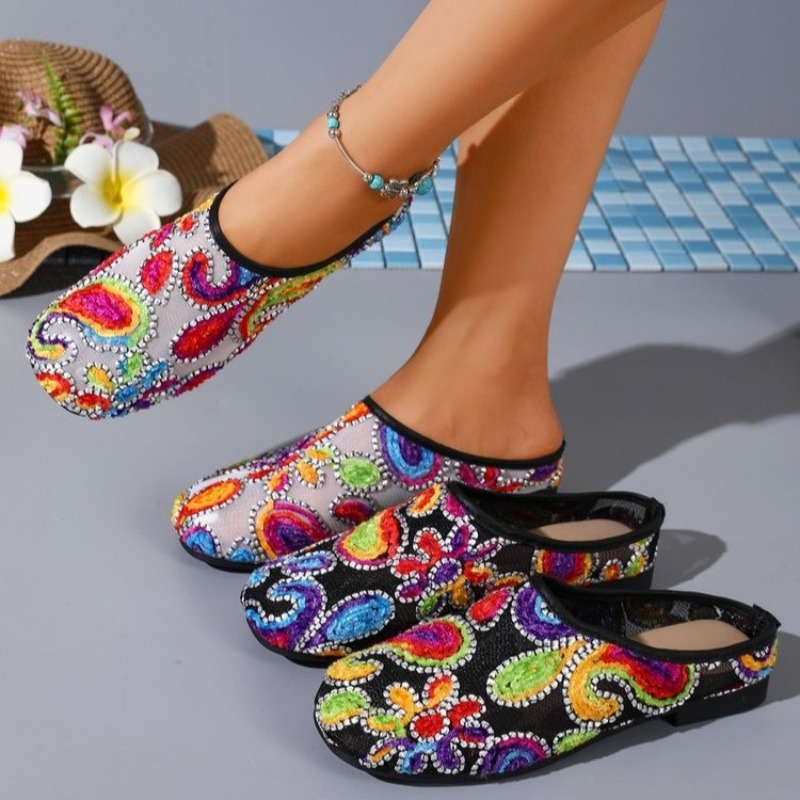 شباشب نسائية بتصميم عتيق مطرزة - مراجعة Ethnic Fashion Women وسعره
