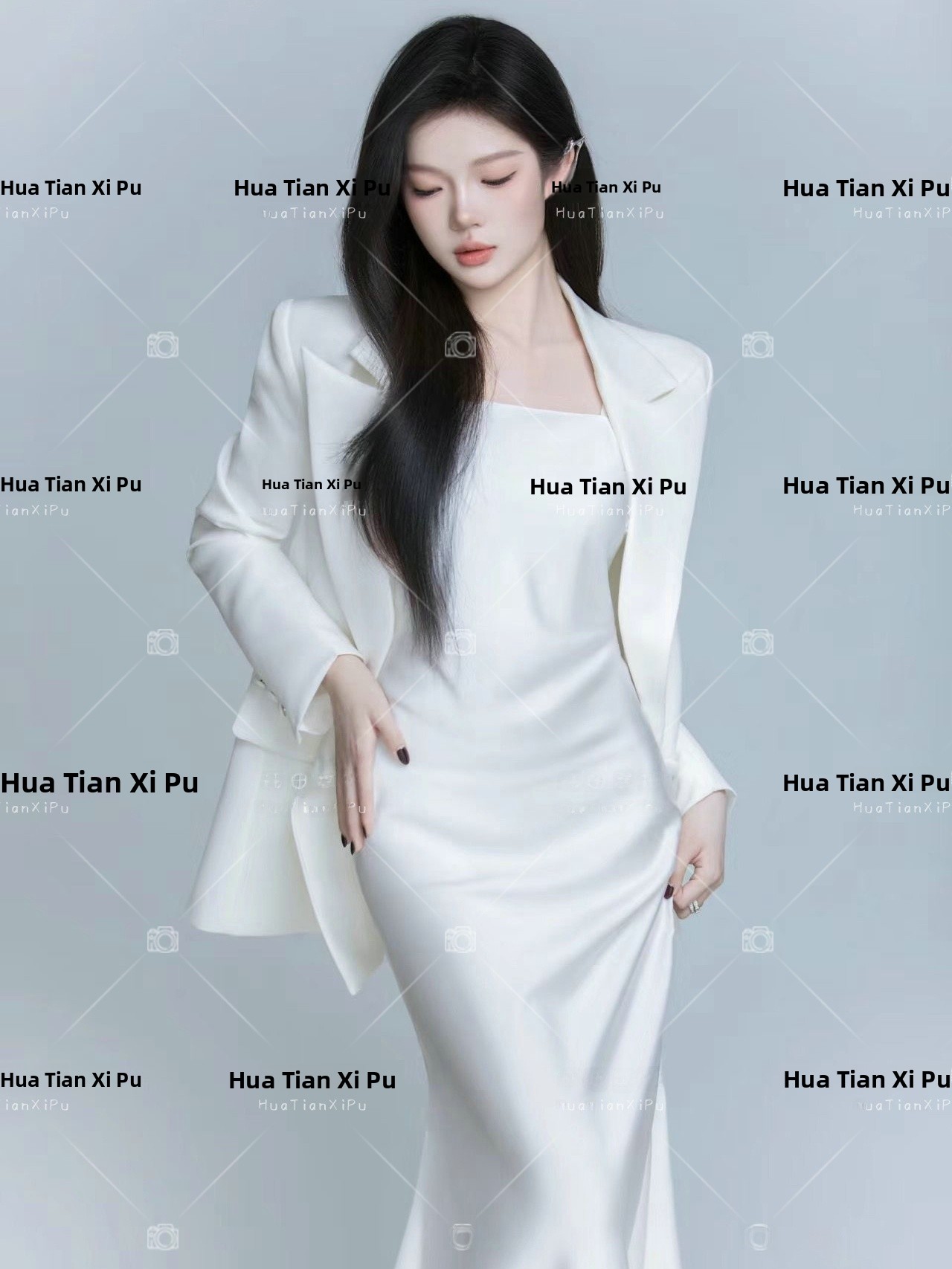 24 Studio جديد طقم أبيض بتصميم - مراجعة Ethnic Fashion Magazine وسعره