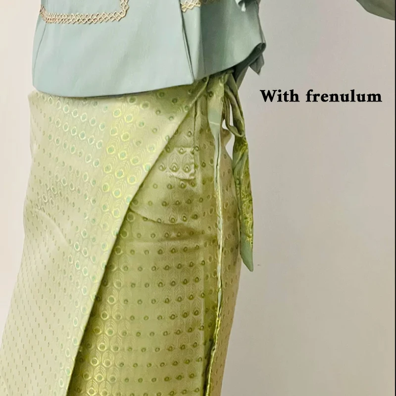 تنورة طويلة تقليدية ماليزية وت - مراجعة Batik Sarong Wrap وسعره